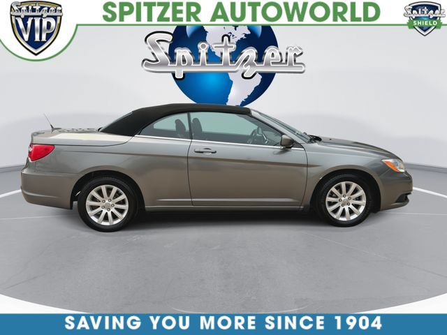Used 2012 Chrysler 200 Touring FWD image 10