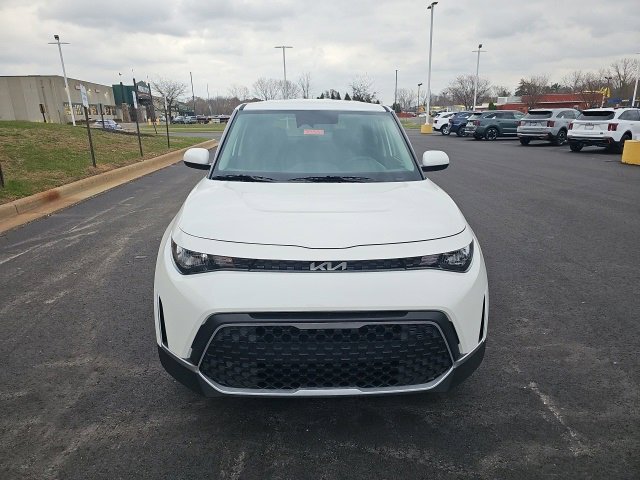 New 2025 Kia Soul LX w/ LX Technology Package image 2