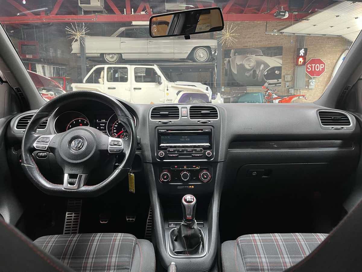 Used 2013 Volkswagen GTI Wolfsburg Edition FWD image 9