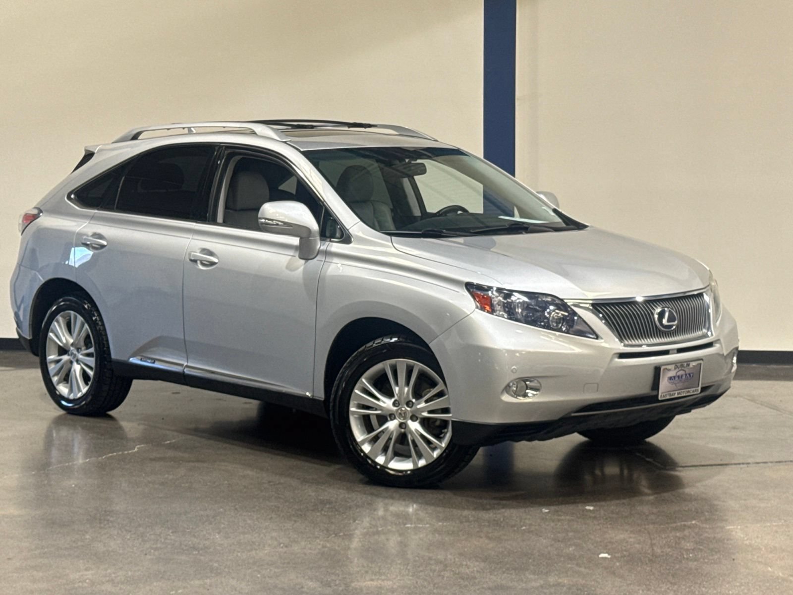 Used 2012 Lexus RX 450h FWD w/ Premium Pkg image 2