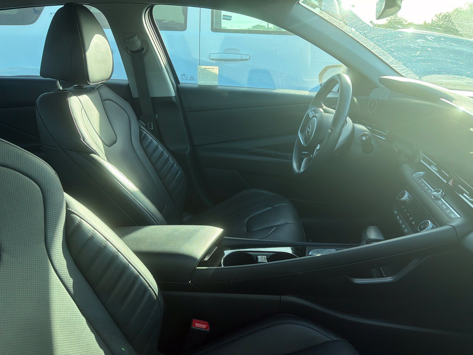 Certified 2023 Hyundai Elantra Limited FWD image 2