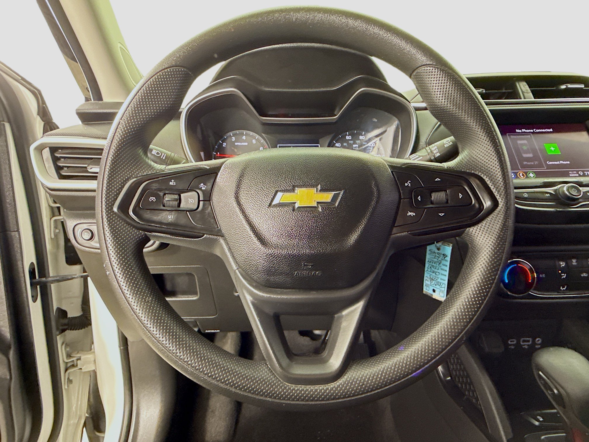 Used 2023 Chevrolet TrailBlazer LS FWD image 13