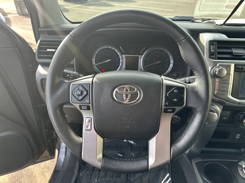 Used 2016 Toyota 4Runner SR5 image 18