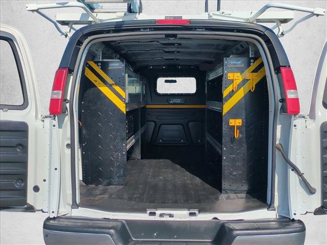 Used 2023 GMC Savana 2500 w/ Driver Convenience Package RWD image 6