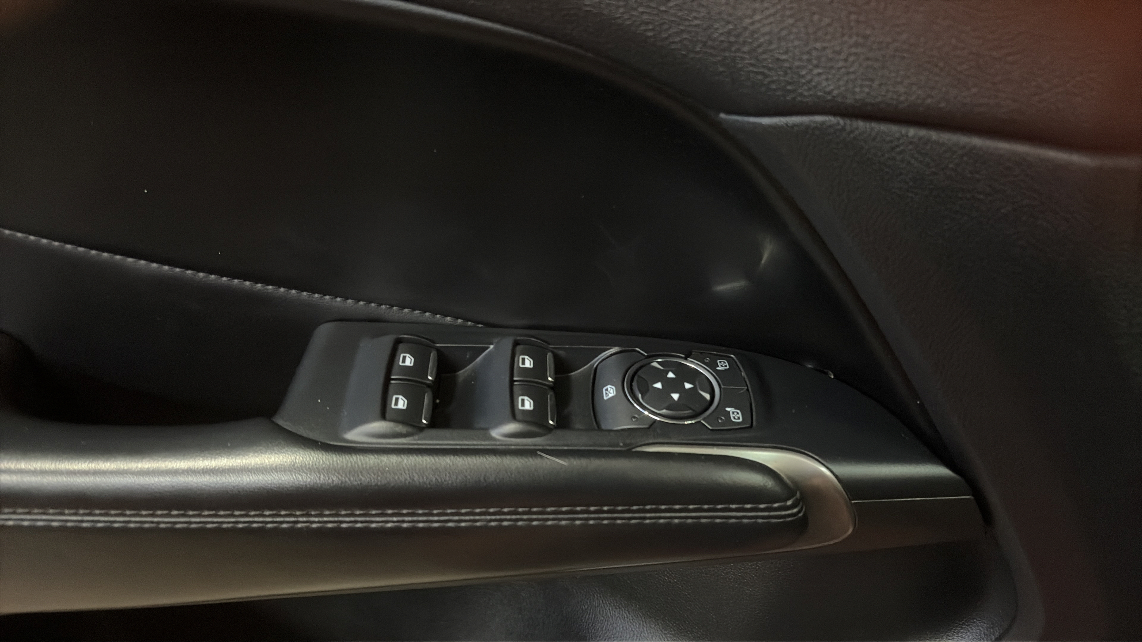 Used 2016 Lincoln MKC Premiere FWD image 20