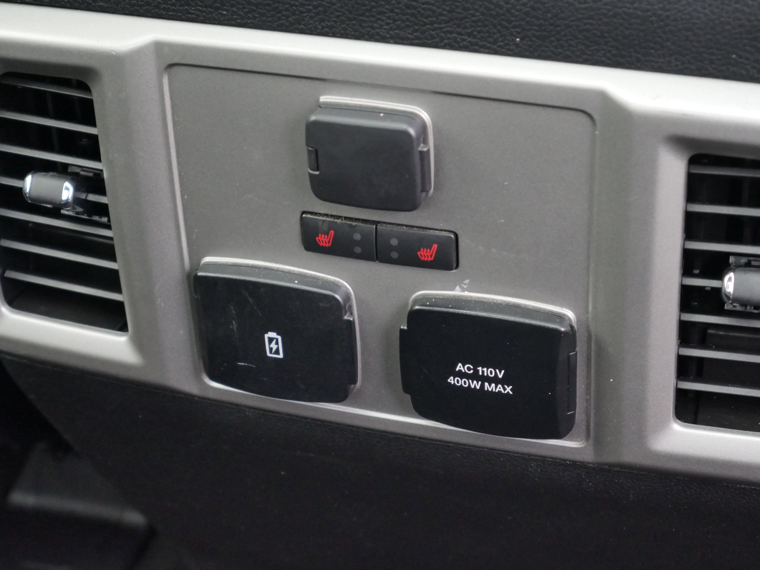 Used 2020 Ford F350 Lariat w/ Lariat Ultimate Package image 36