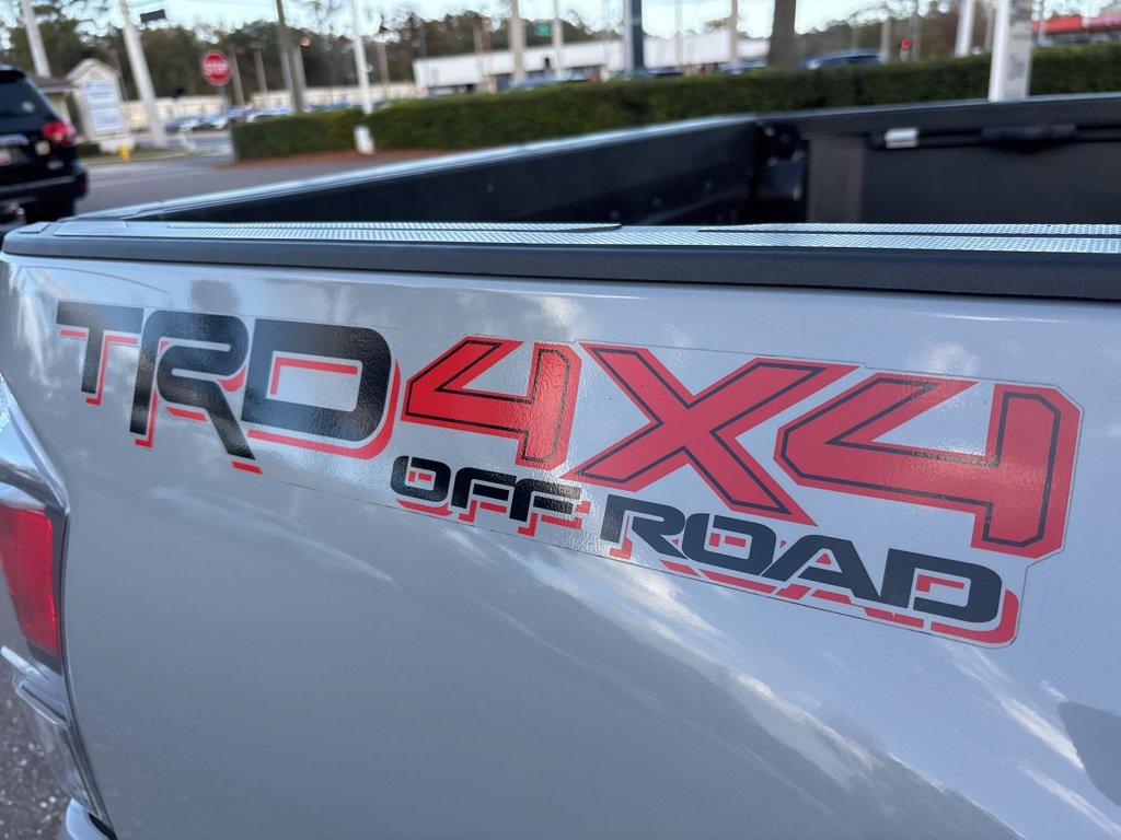 Used 2021 Toyota Tacoma TRD Off-Road w/ Technology Package image 3