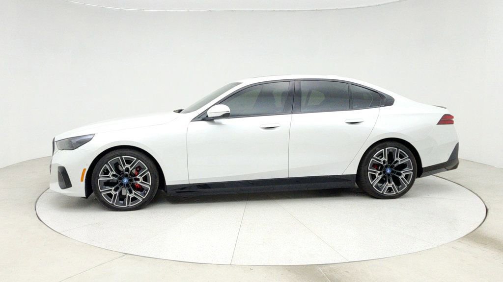 Used 2025 BMW i5 xDrive40 w/ M Sport Package image 8