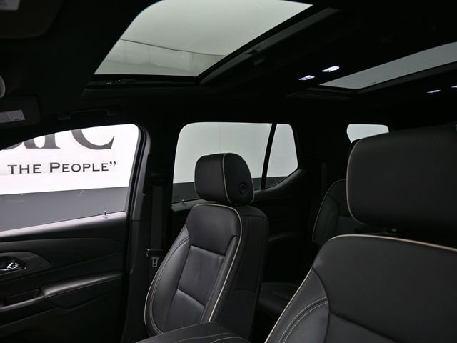 Used 2023 Chevrolet Traverse Premier w/ LPO, Cargo Package image 17