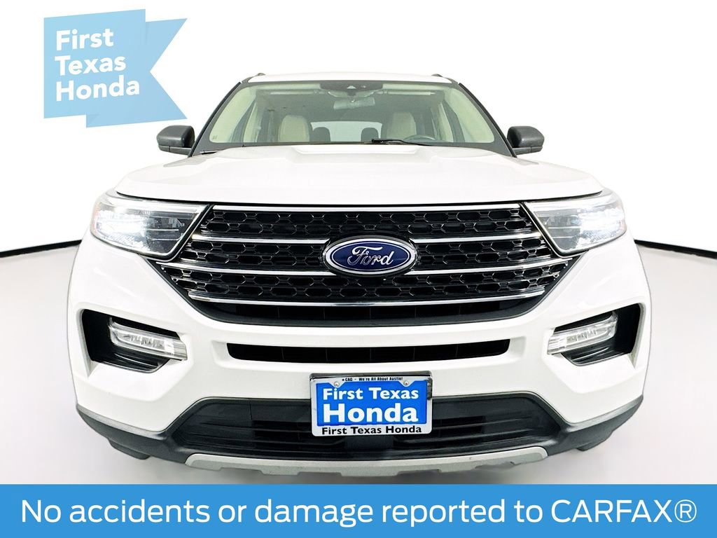 Used 2020 Ford Explorer XLT w/ Equipment Group 202A image 2