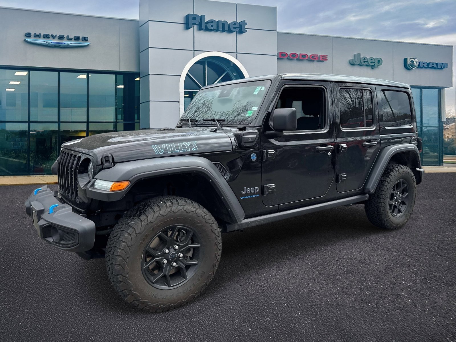 Used 2024 Jeep Wrangler Unlimited AWD/4WD image 4