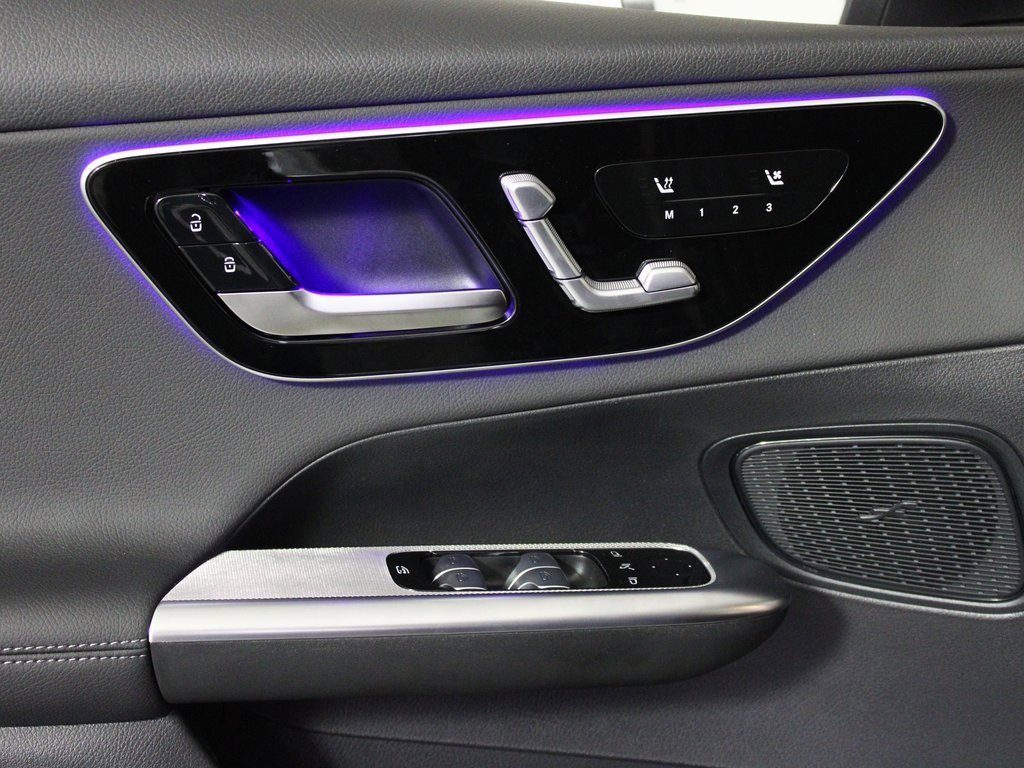 Certified 2025 Mercedes-Benz GLC 300 4MATIC image 11