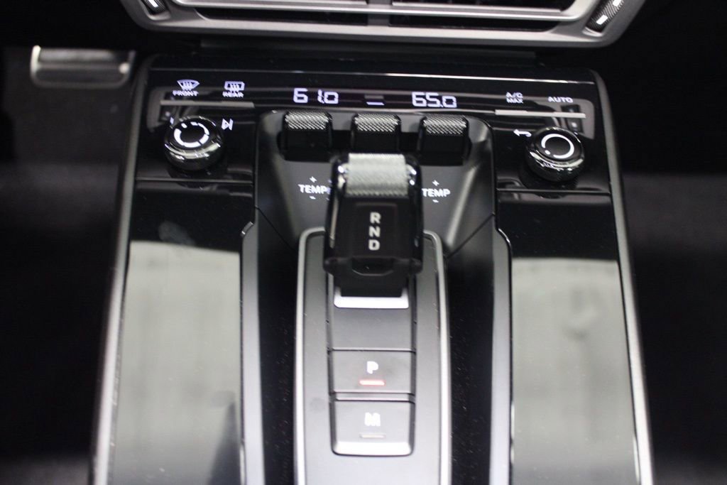Certified 2024 Porsche 911 Carrera RWD image 30