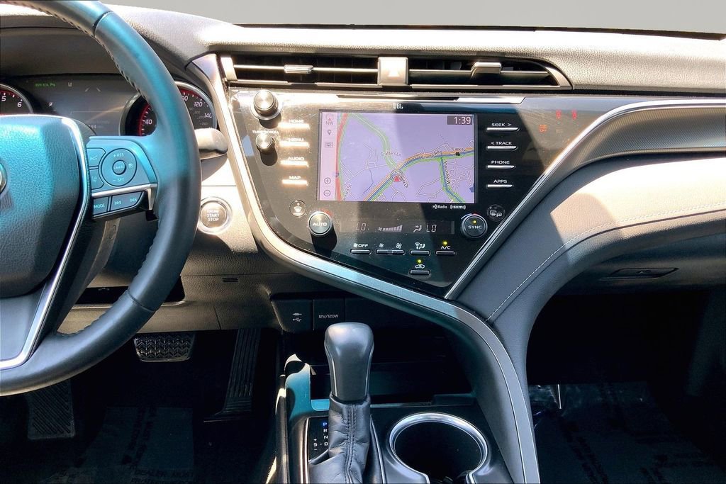 Used 2018 Toyota Camry XSE w/ Driver Assist Package FWD image 9