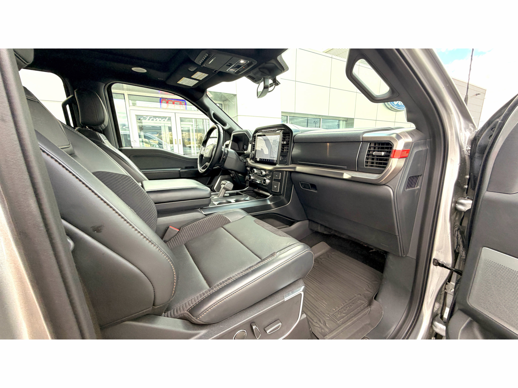 Used 2023 Ford F150 Raptor AWD/4WD image 11