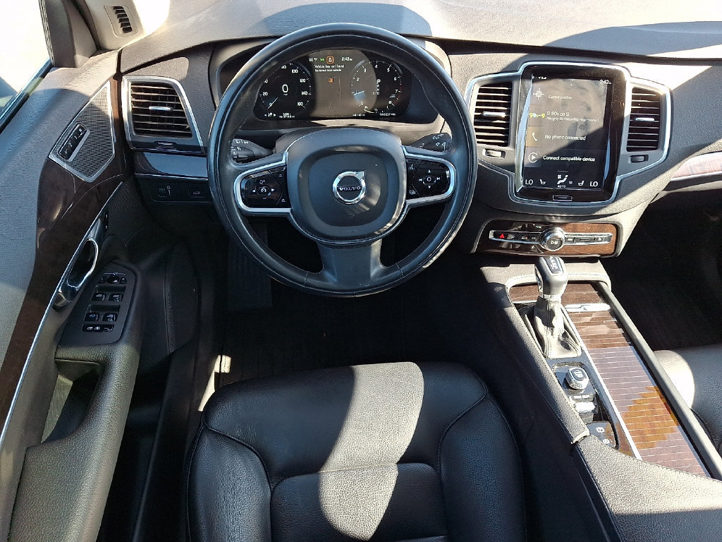 Used 2019 Volvo XC90 T6 Momentum AWD/4WD image 12