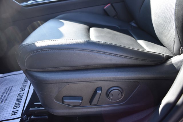 Used 2025 Kia Sportage EX image 13