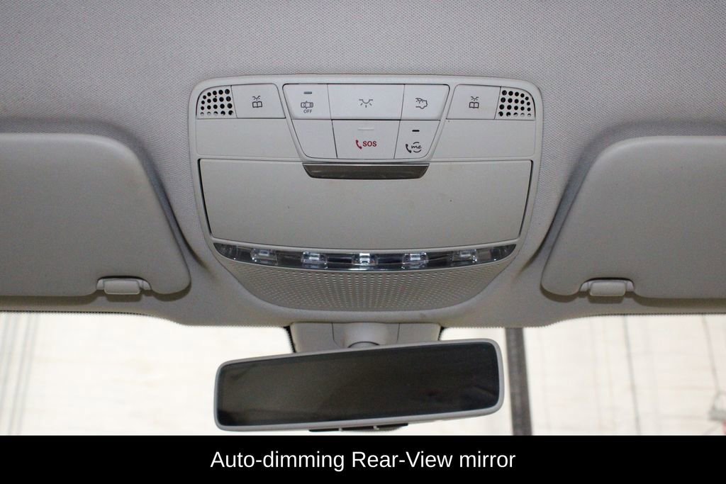 Used 2020 Mercedes-Benz GLC 300 4MATIC image 26