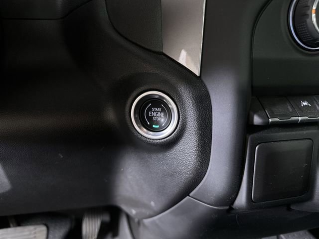Used 2024 Chevrolet Silverado 1500 Custom RWD image 17