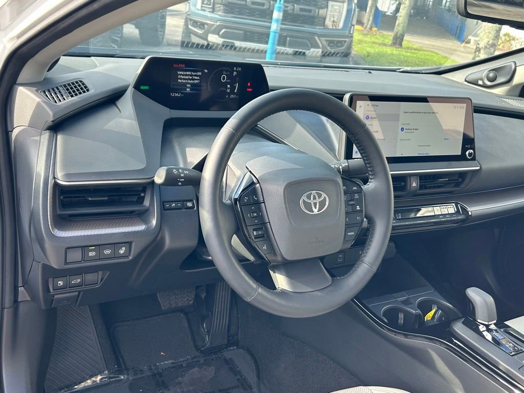 Used 2024 Toyota Prius Limited w/ Limited Premium Package FWD image 32