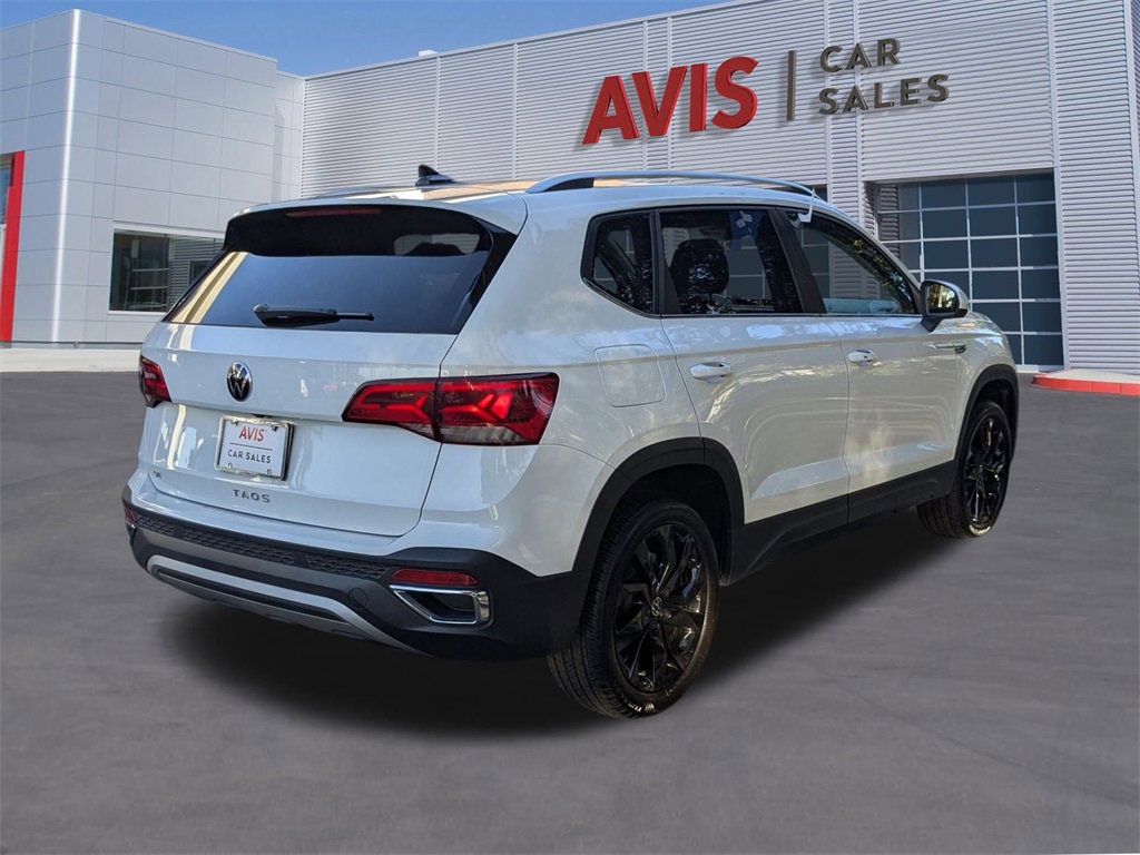 Used 2024 Volkswagen Taos SE image 6
