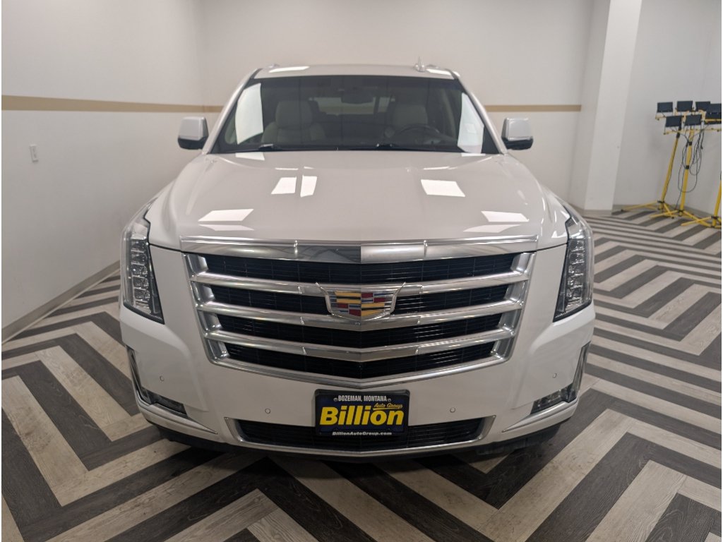 Used 2017 Cadillac Escalade Luxury AWD/4WD image 28