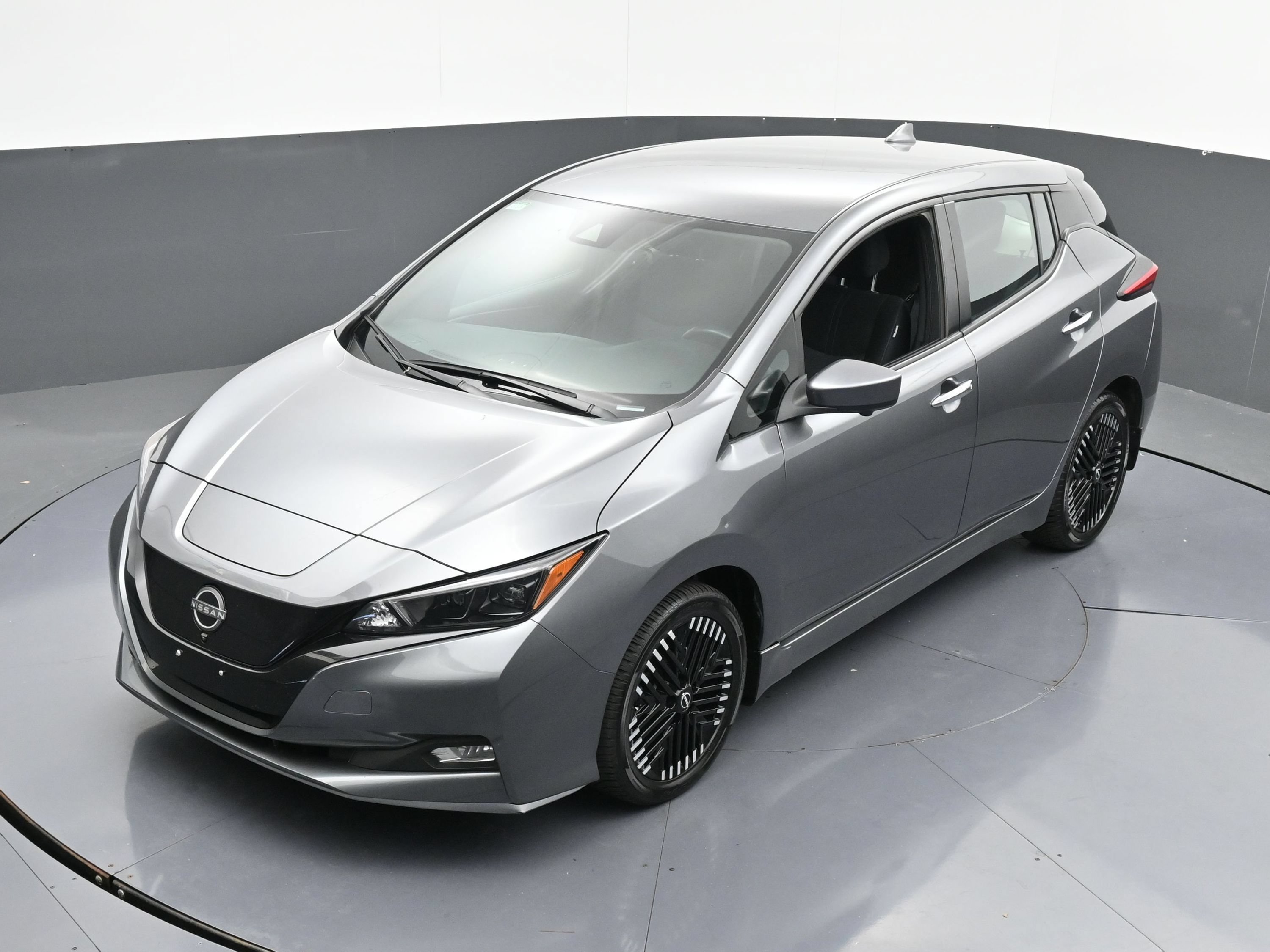 Used 2025 Nissan Leaf SV Plus FWD image 34
