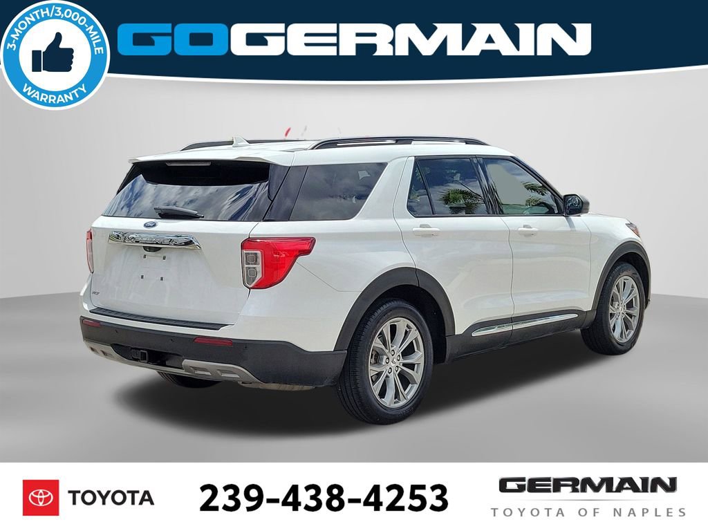 Used 2022 Ford Explorer XLT w/ Equipment Group 202A image 9