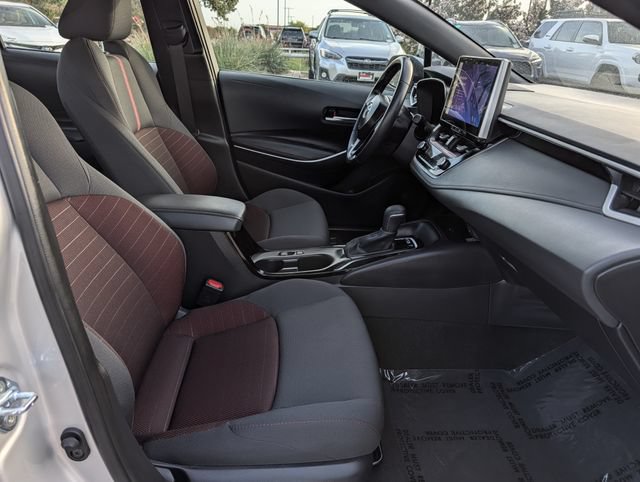 Certified 2025 Toyota Corolla SE w/ SE Premium Package FWD image 30