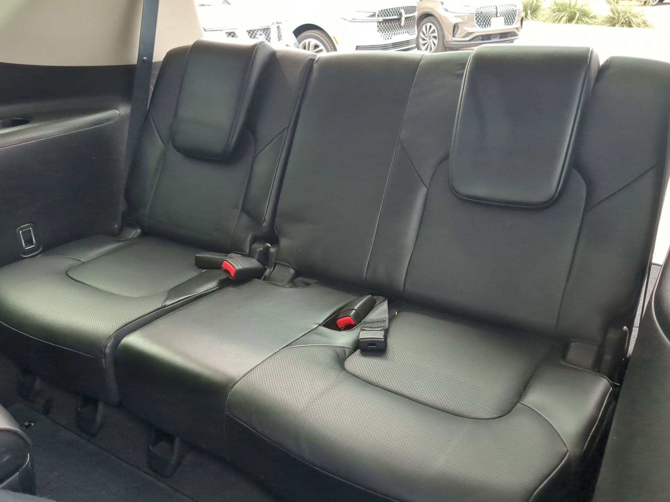 Used 2019 INFINITI QX80 Luxe AWD/4WD image 23