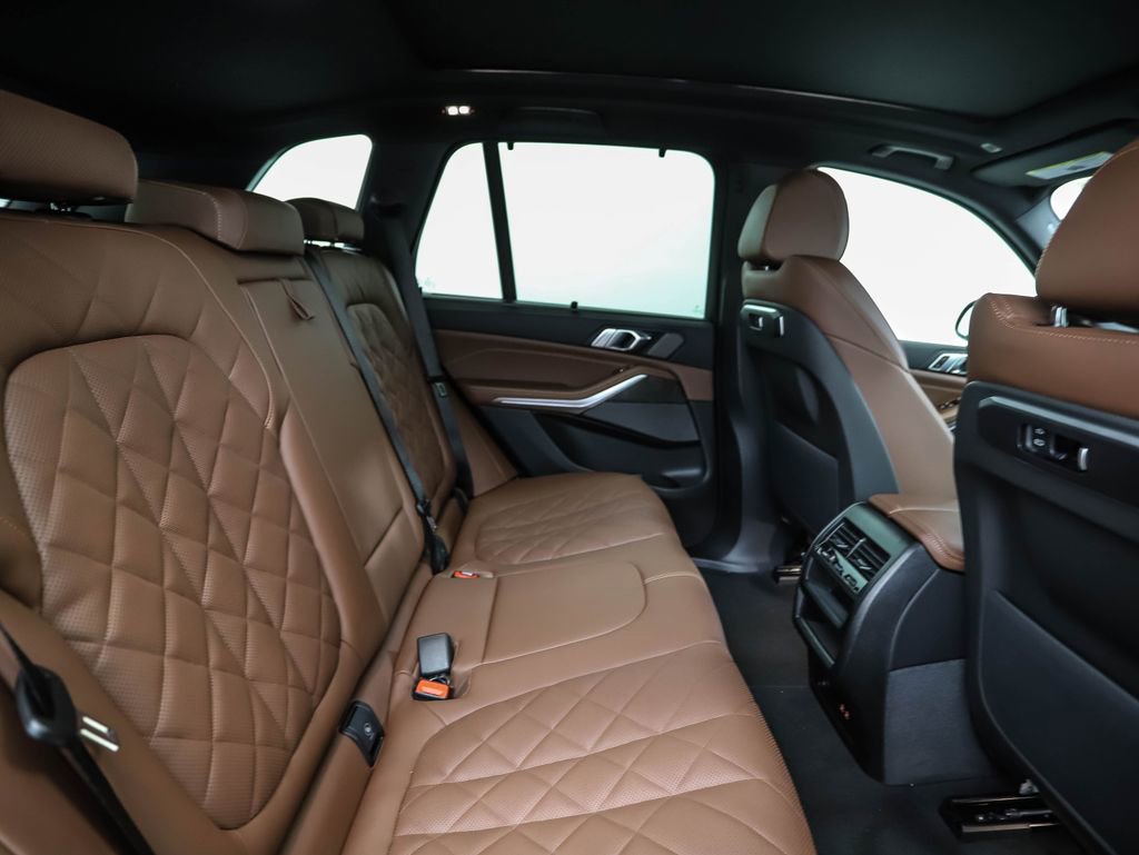 New 2026 BMW X5 xDrive40i w/ Executive Package image 27