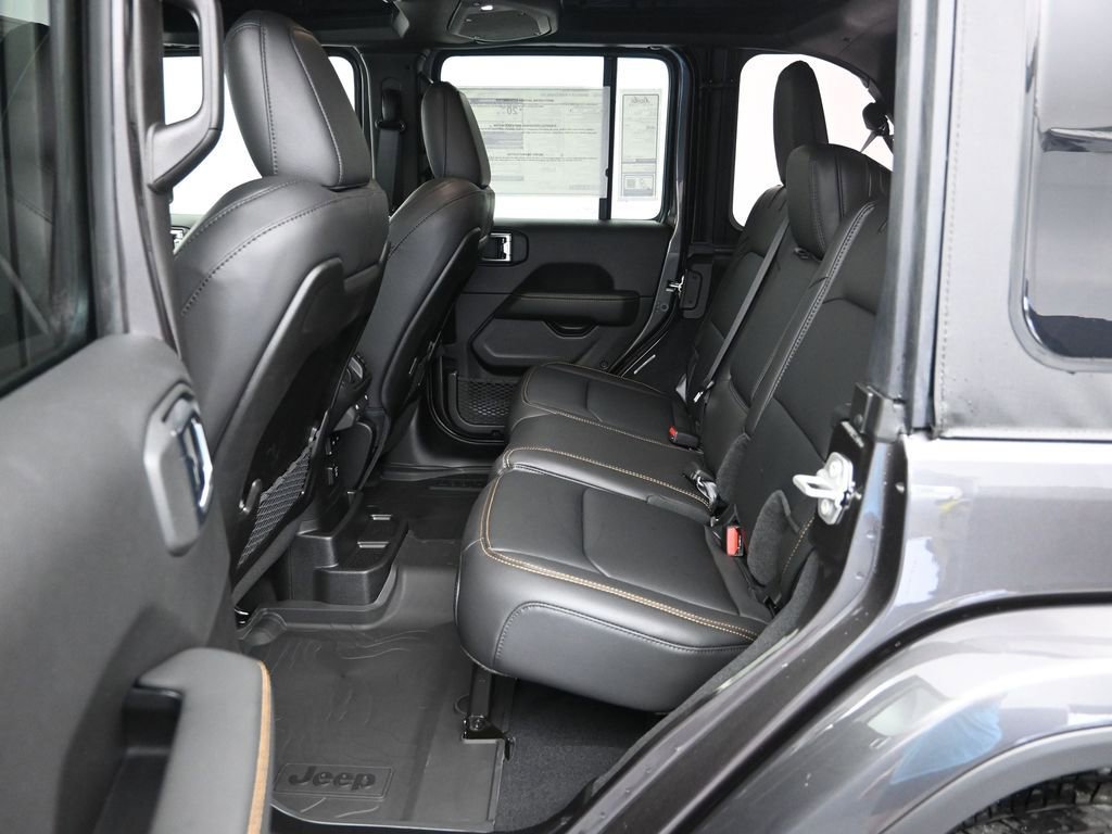 New 2025 Jeep Wrangler Sahara w/ Technology Group image 25