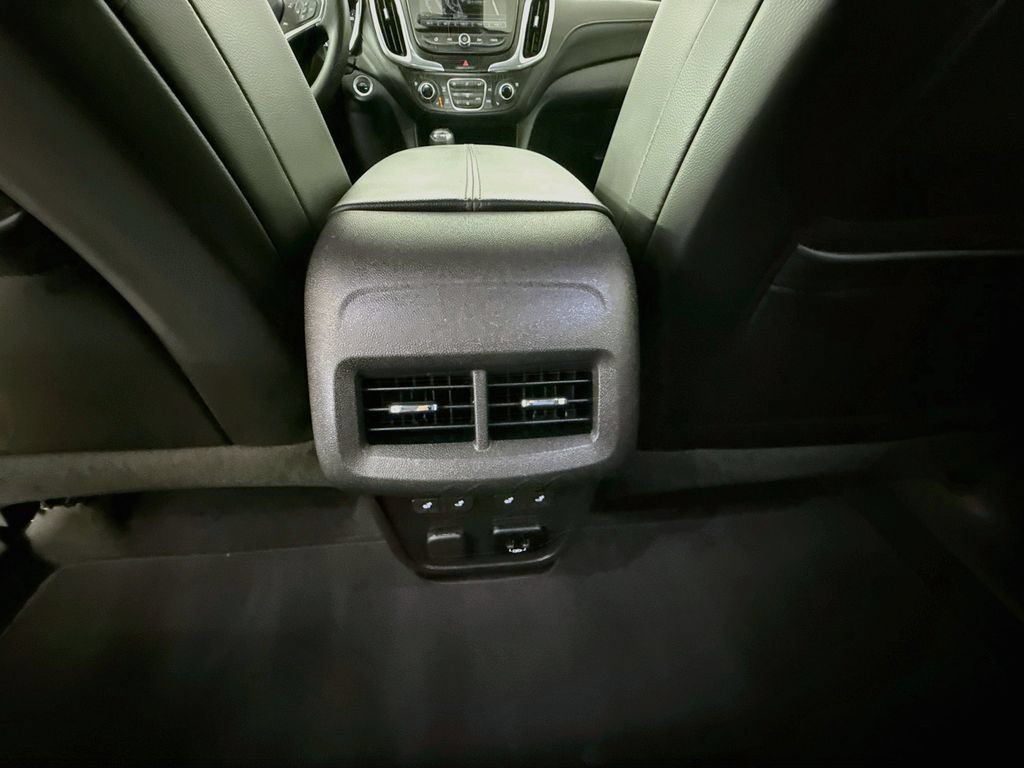 Used 2018 Chevrolet Equinox Premier FWD image 27