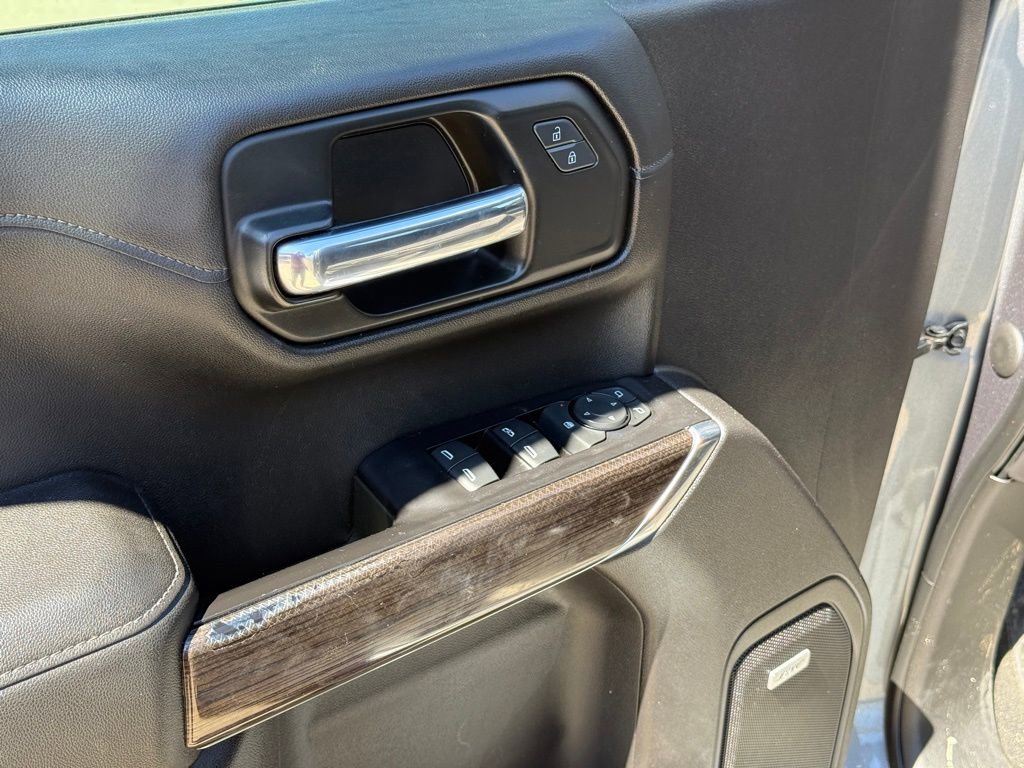 Used 2020 Chevrolet Silverado 1500 RST image 12