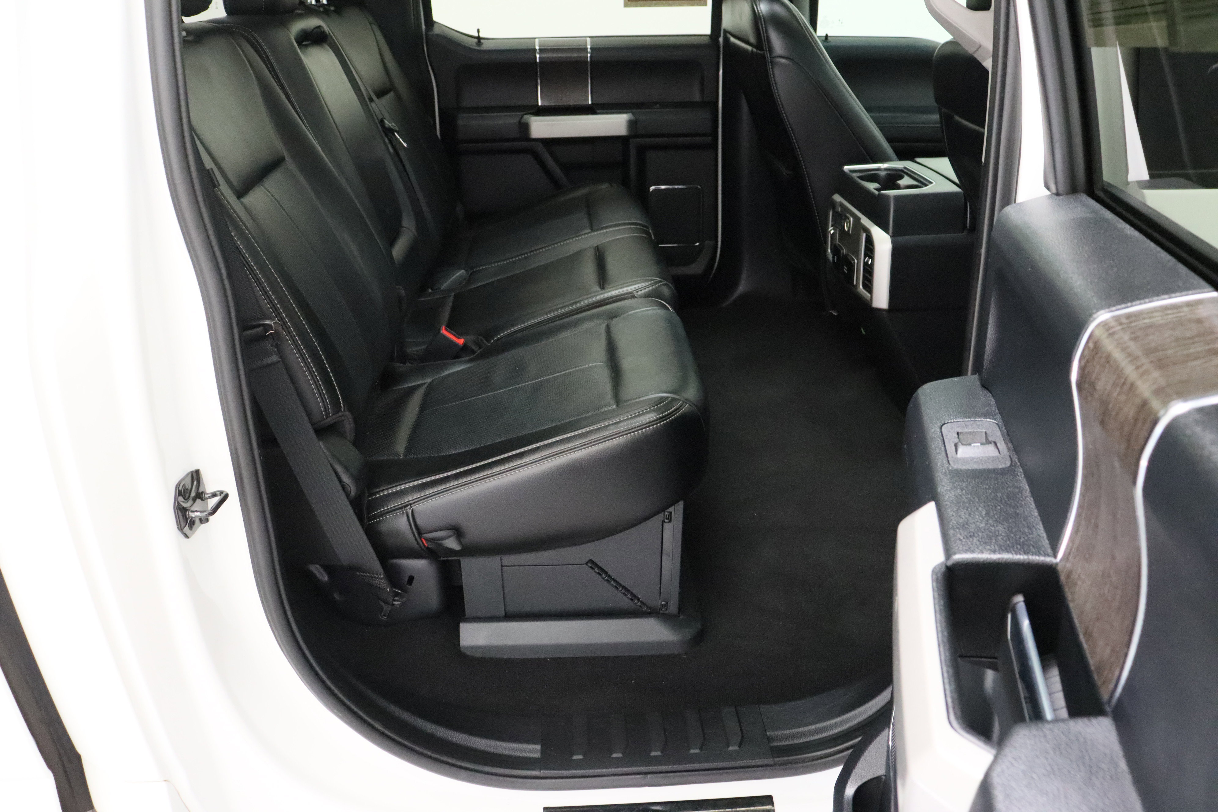 Used 2020 Ford F250 Lariat image 37