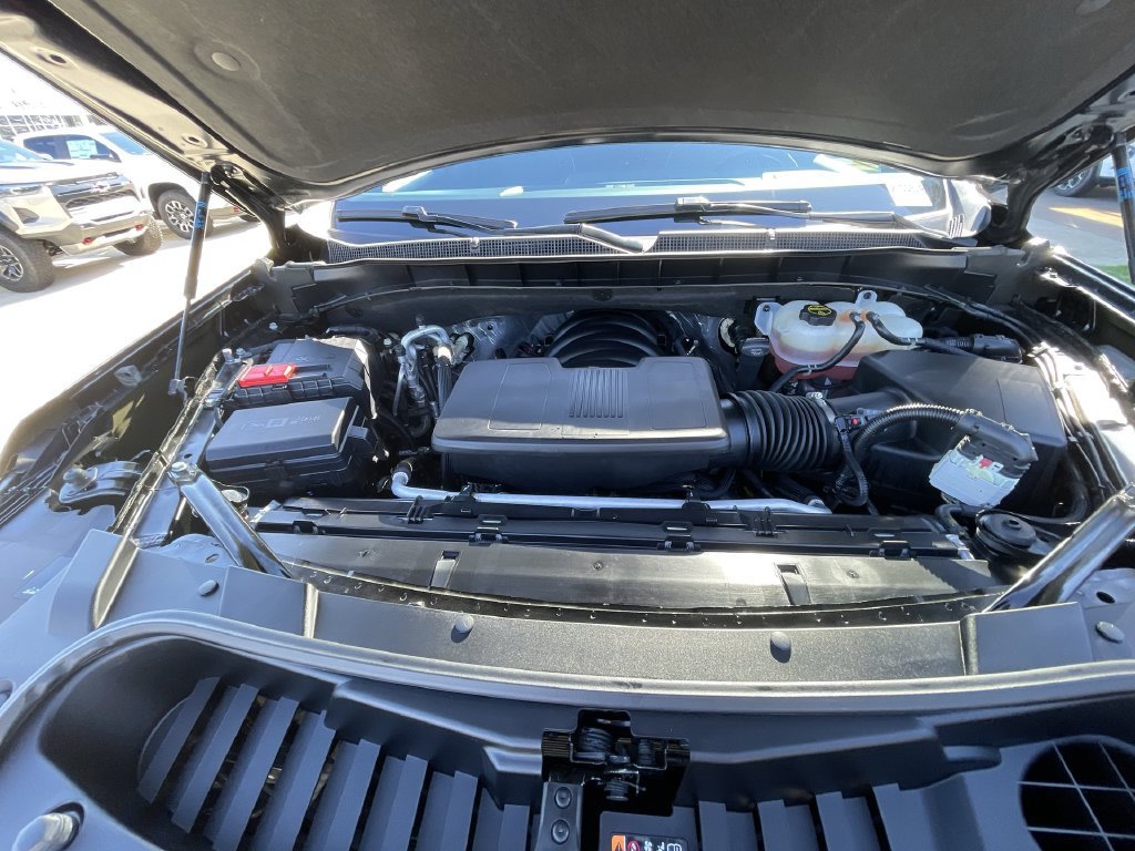 Certified 2025 Chevrolet Tahoe Premier RWD image 30