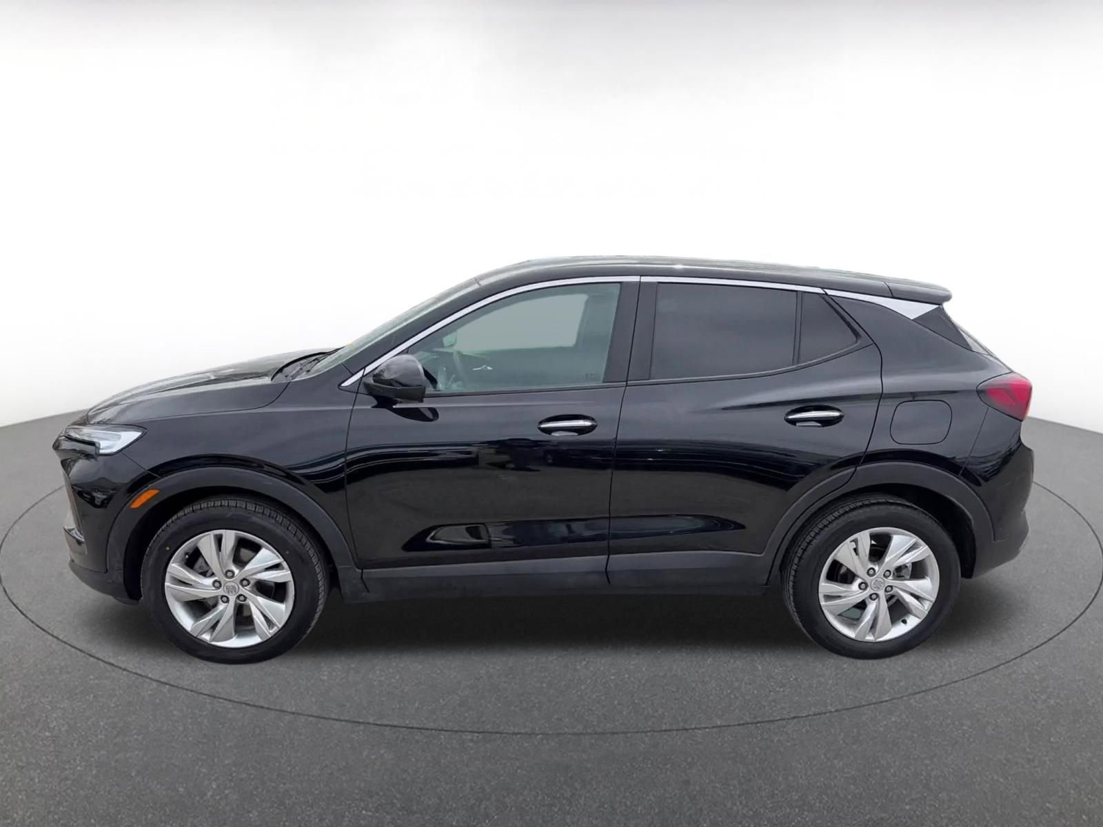 Used 2025 Buick Encore GX Preferred FWD image 9