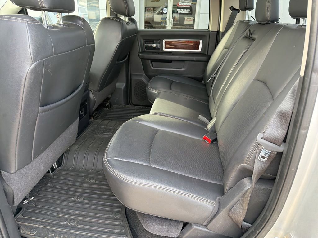 Used 2010 Dodge Ram 1500 Truck Laramie w/ Chrome Accents Group AWD/4WD image 9