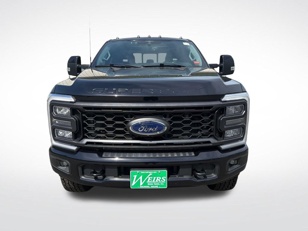 Used 2023 Ford F250 Lariat w/ Tremor Off-Road Package AWD/4WD image 9