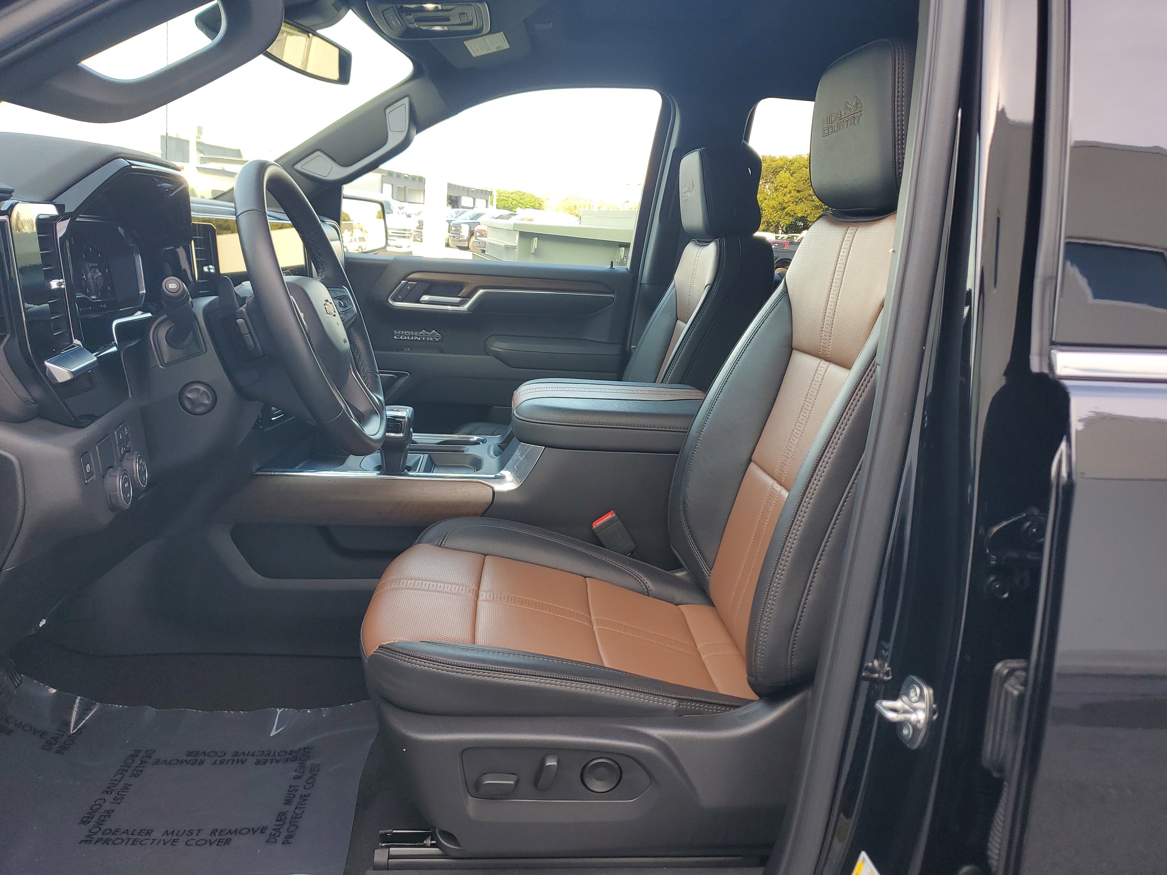 Used 2025 Chevrolet Silverado 1500 High Country image 17