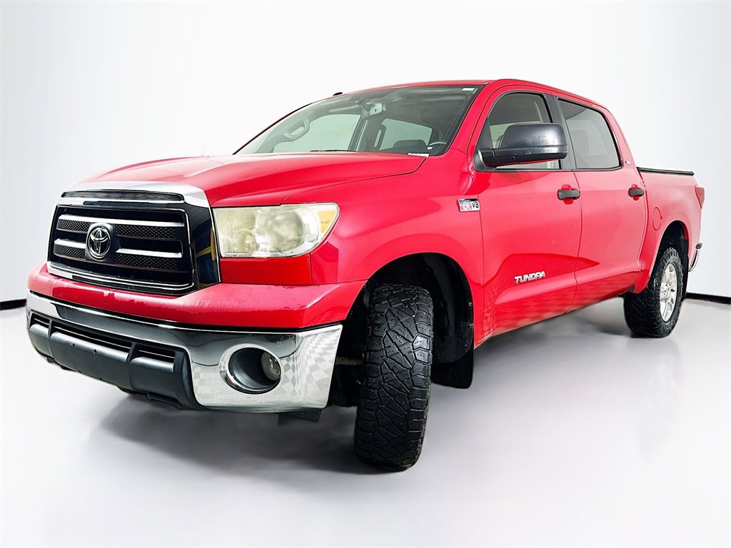 Used 2013 Toyota Tundra 4x4 CrewMax w/ SR5 Pkg image 2