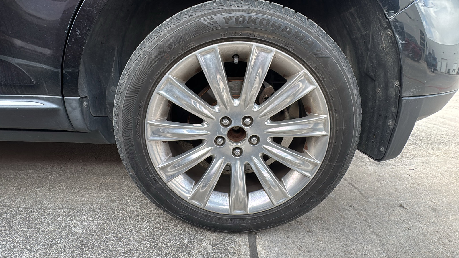 Used 2013 Lincoln MKX FWD image 19