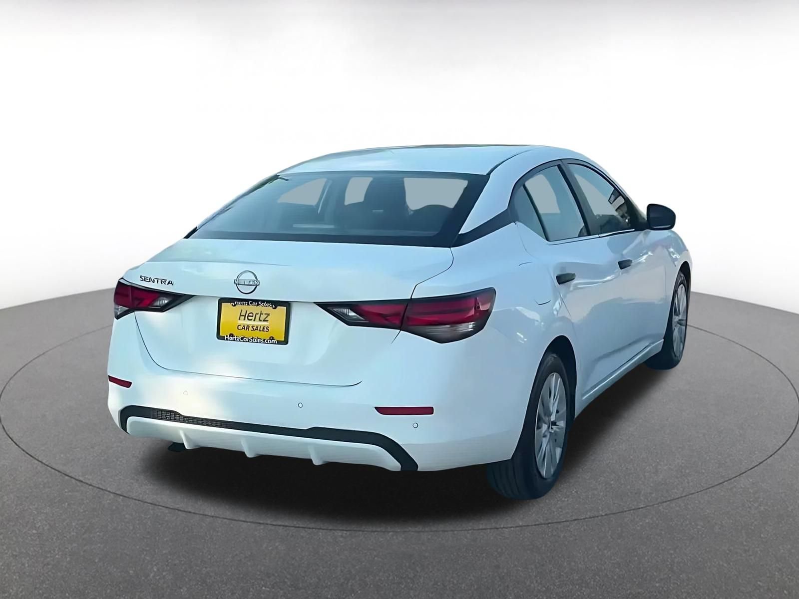 Used 2025 Nissan Sentra S FWD image 11