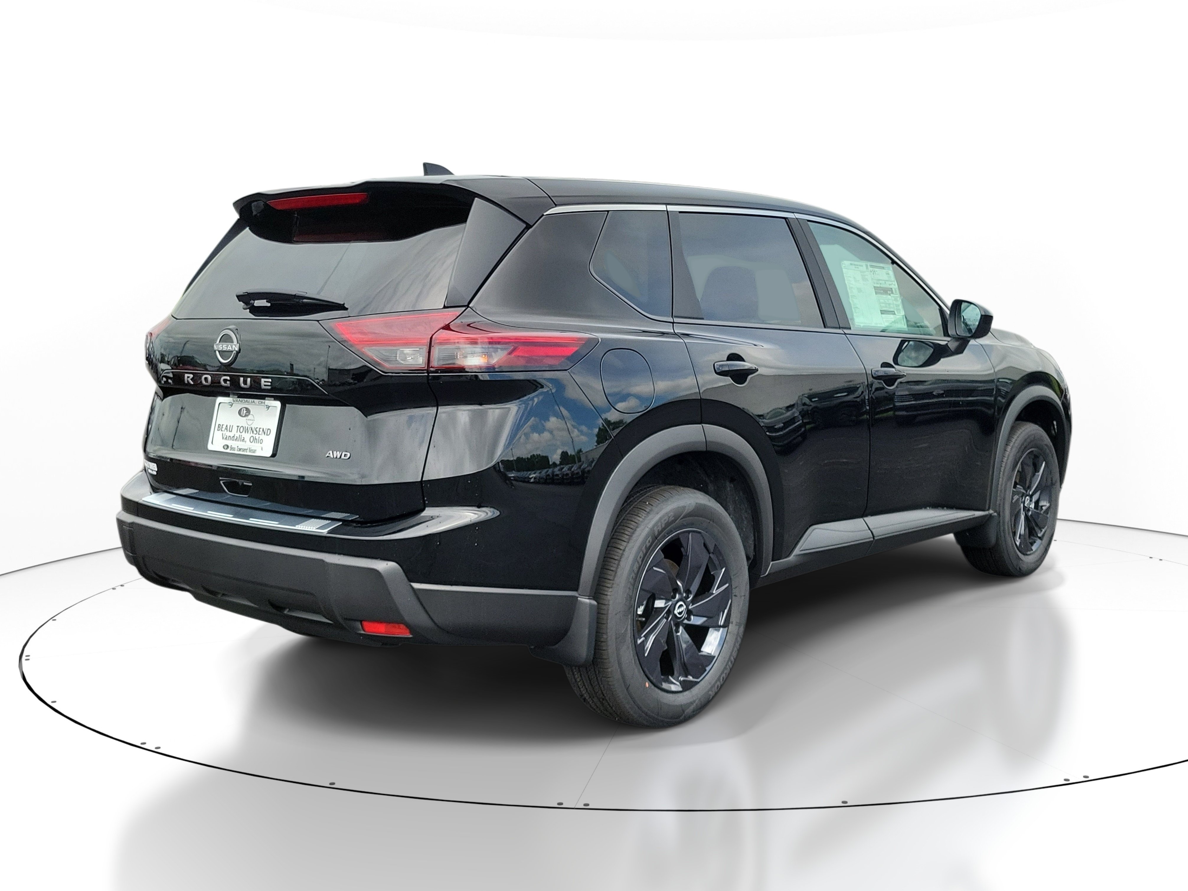 New 2026 Nissan Rogue SV w/ Cold Weather Package AWD/4WD image 4