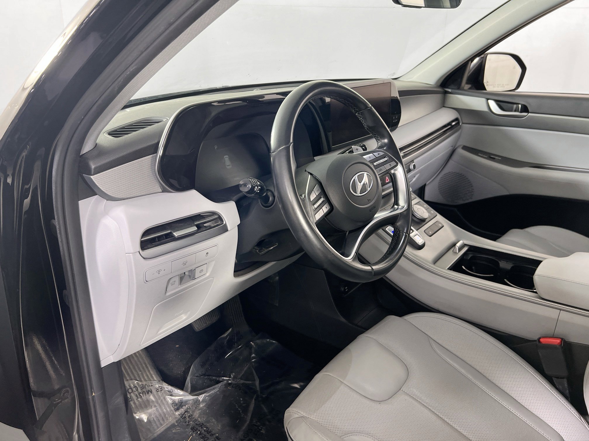 Used 2023 Hyundai Palisade SEL image 9