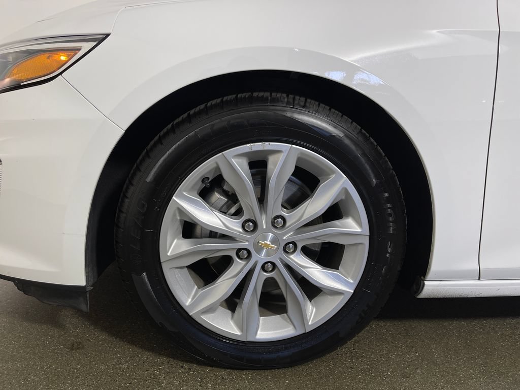 Used 2024 Chevrolet Malibu LT FWD image 11