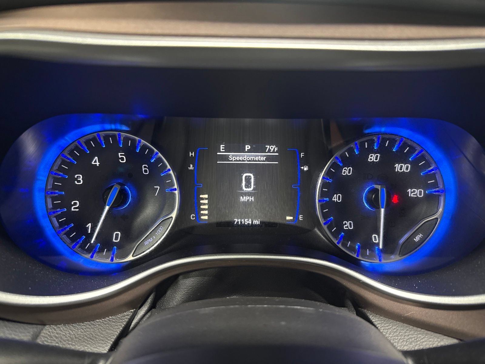 Used 2023 Chrysler Voyager LX FWD image 28