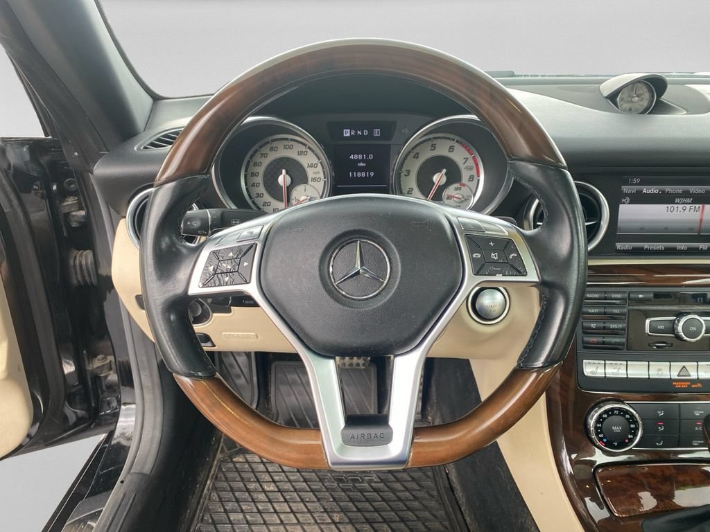 Used 2013 Mercedes-Benz SLK 350 image 11