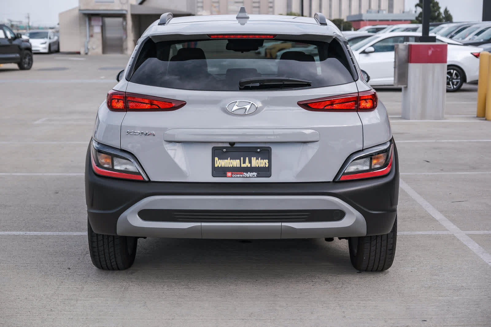 Used 2023 Hyundai Kona SEL w/ Convenience Package FWD image 5