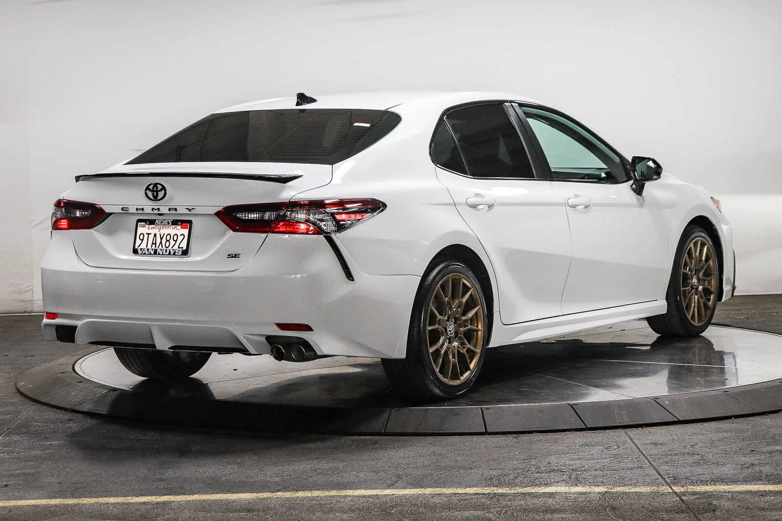 Certified 2023 Toyota Camry SE FWD image 5